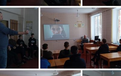 У рамках проведення Всесвітньої акції «16 днів проти насильства» у ДПТНЗ “Реутинський ПАЛ” в групі 7 ств  класним керівником групи Віталієм Костирком, майстром виробничого навчання Павлом Сєриком було проведено вправу для зняття агресивності “Апельсин”.
